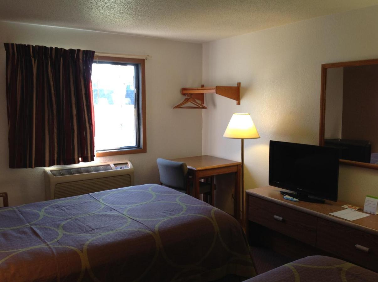 Super 8 By Wyndham Winchester Va Exterior foto
