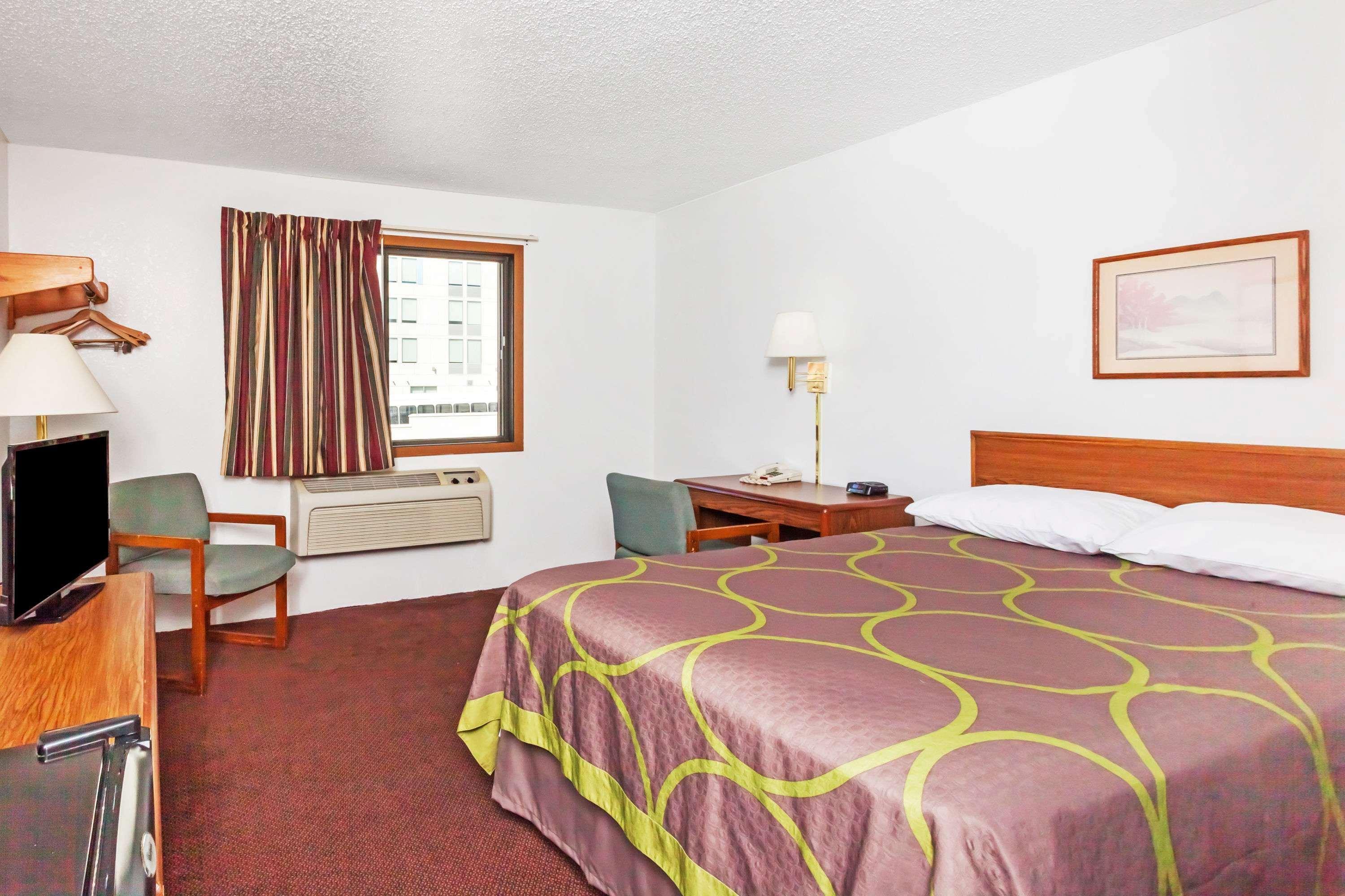Super 8 By Wyndham Winchester Va Exterior foto