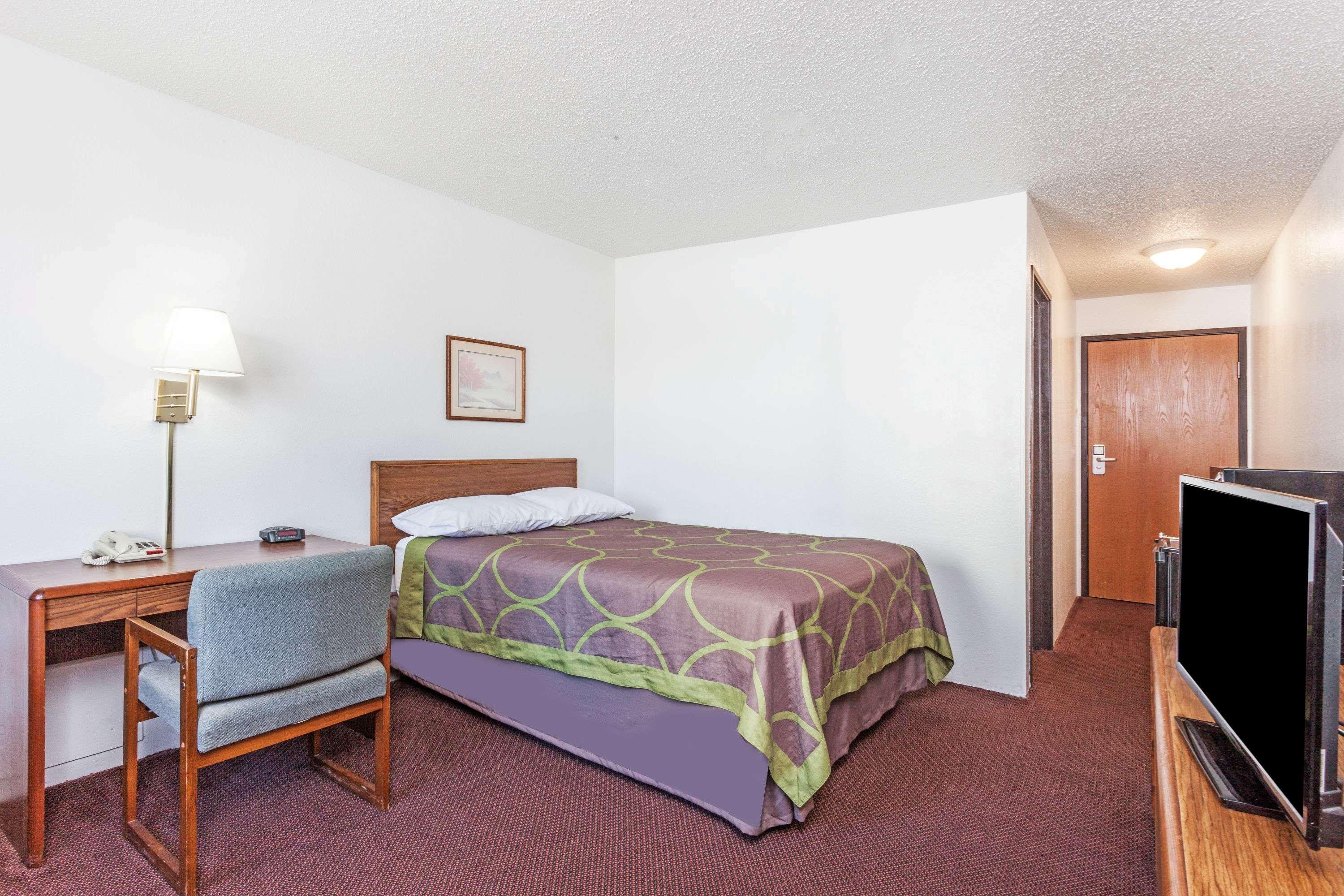 Super 8 By Wyndham Winchester Va Exterior foto